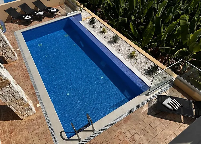 Mycyprusstay - Jo's Sunny Seaview Villa *