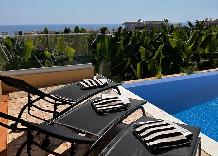 Mycyprusstay - Jo's Sunny Seaview