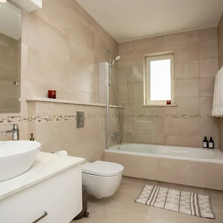 Villa Mycyprusstay - Jo's Sunny Seaview Kissonerga