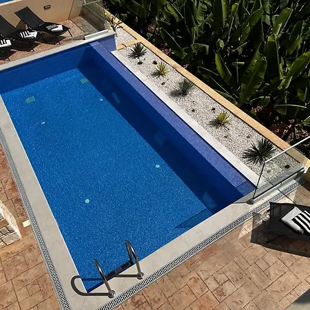 Mycyprusstay - Jo's Sunny Seaview Villa *