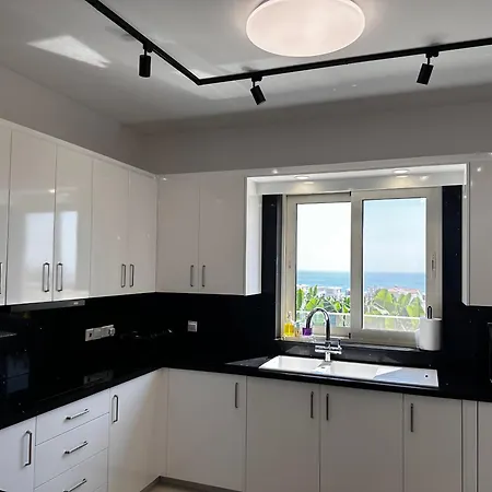 Mycyprusstay - Jo's Sunny Seaview *