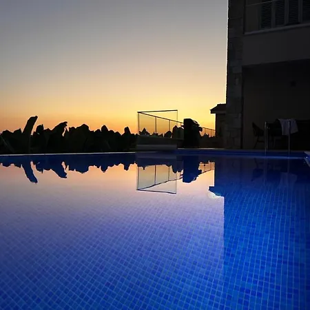 Villa Mycyprusstay - Jo's Sunny Seaview Kissonerga