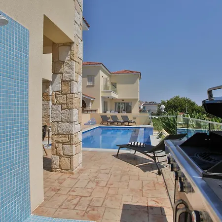 Villa Mycyprusstay - Jo's Sunny Seaview Kissonerga