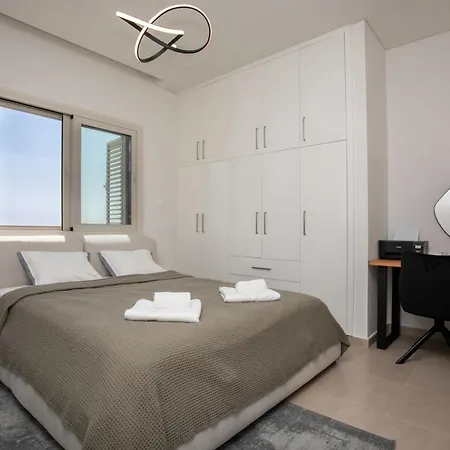 Mycyprusstay - Jo's Sunny Seaview Villa *