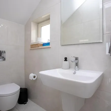 Villa Mycyprusstay - Jo's Sunny Seaview