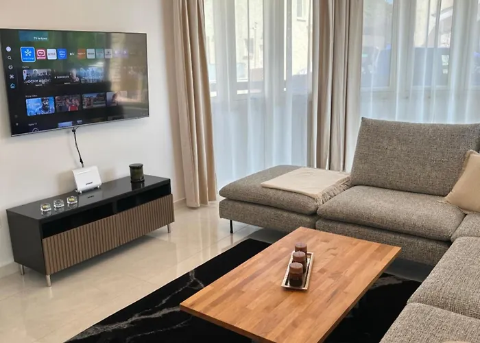 Mycyprusstay - Jo's Sunny Seaview * Kiszónerga