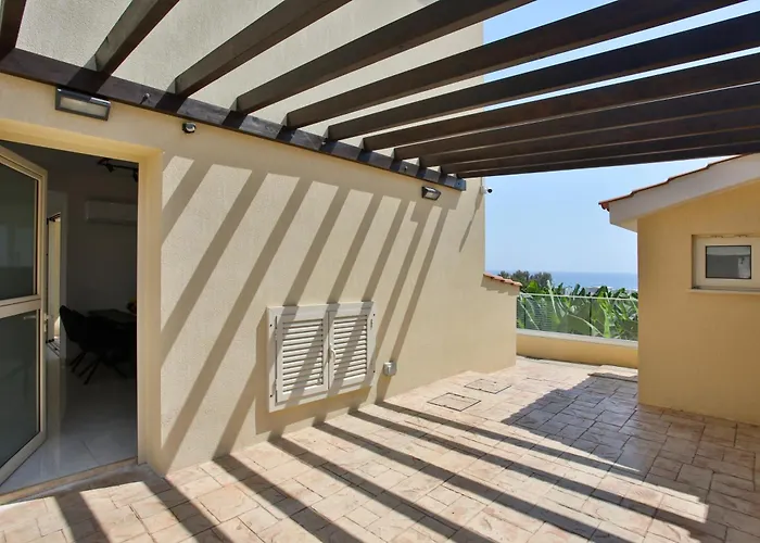 Villa Mycyprusstay - Jo's Sunny Seaview